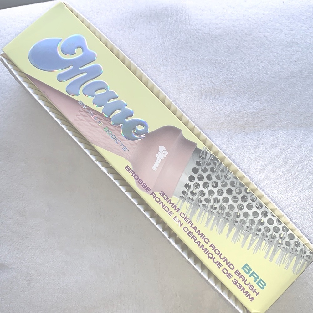 Mane Ceramic Round Brush